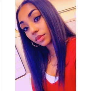 Meet your Posher, Christina